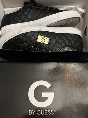 Guess Black Quilted Sneakers with White Soles and Gold Accent (Size 5.5)